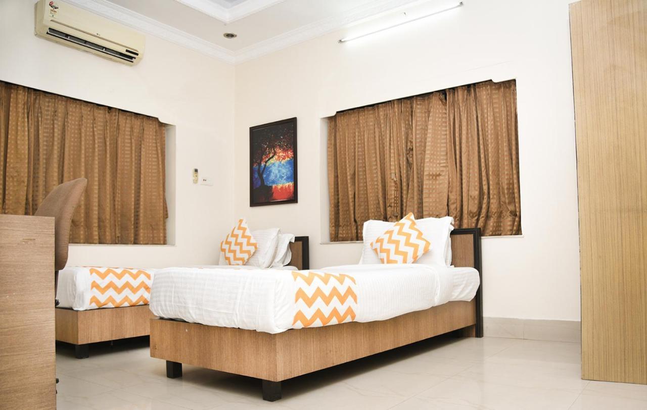 Crossroads Hotell Kolkata Eksteriør bilde